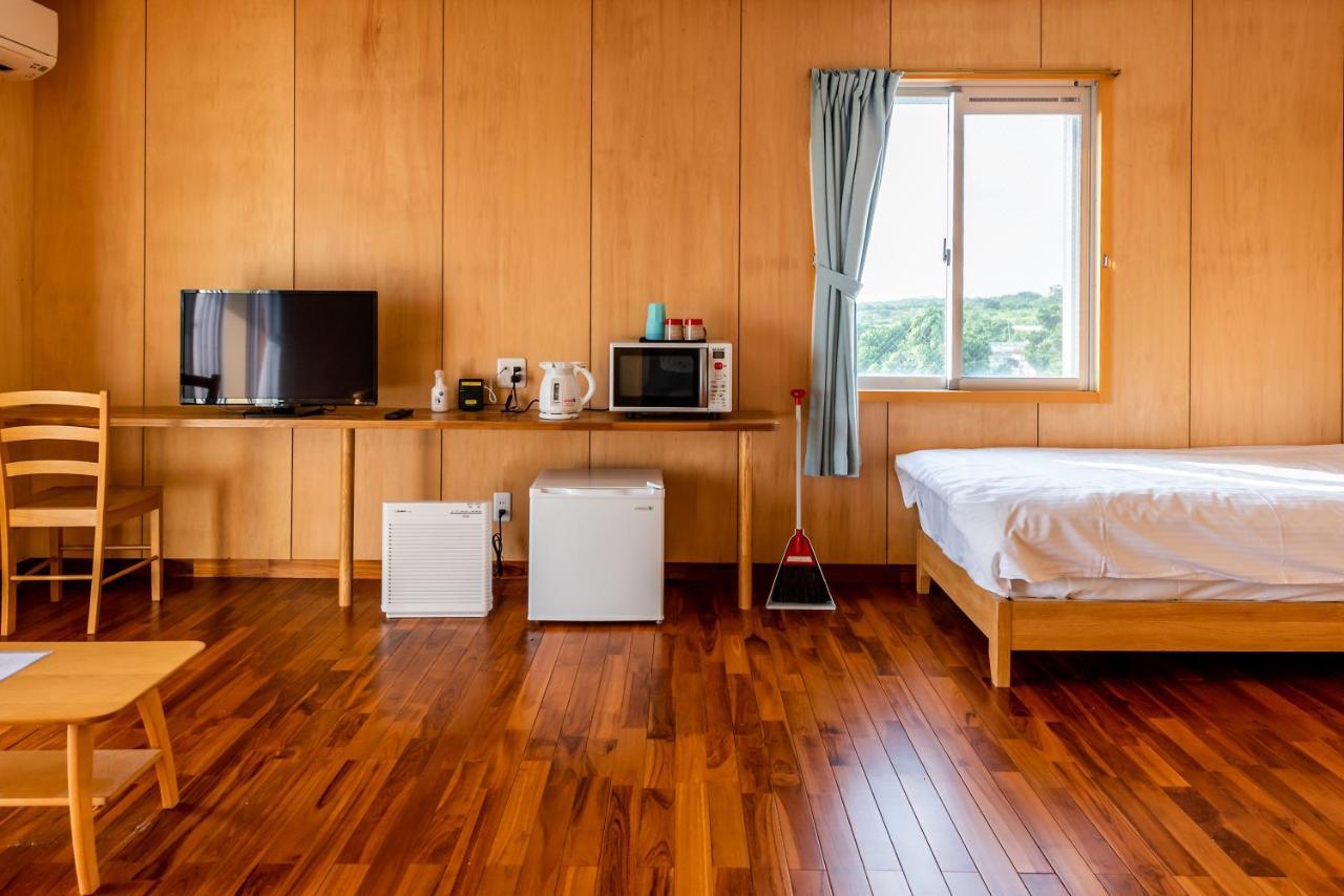Guest House Kawamitsu Miyakojima  Екстер'єр фото